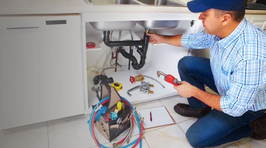 Professional emergency plumbing in Vinton, IA